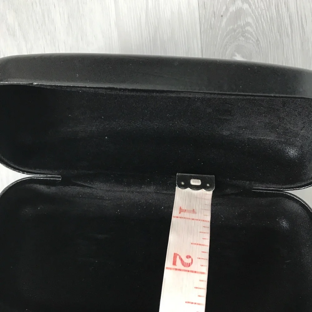 COACH BLACK SUNGLASS CASE HARDE CLAM SHELL STORAGE TRAVEL